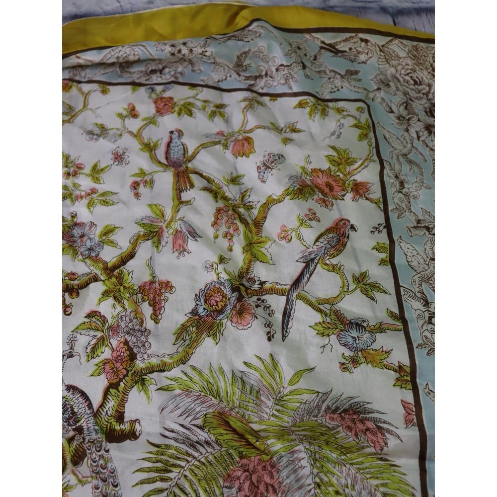 SUPER VINTAGE RUSSIAN SILK SCARF!! - Picture 3 of 10